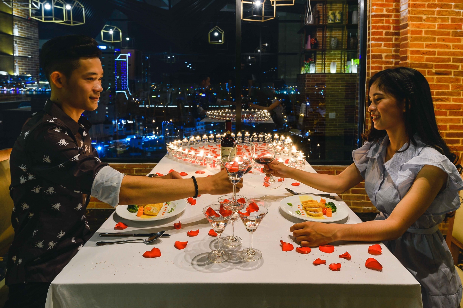 Chụp ảnh khách sạn, resort - “Hình ảnh đẹp, bán phòng nhanh”