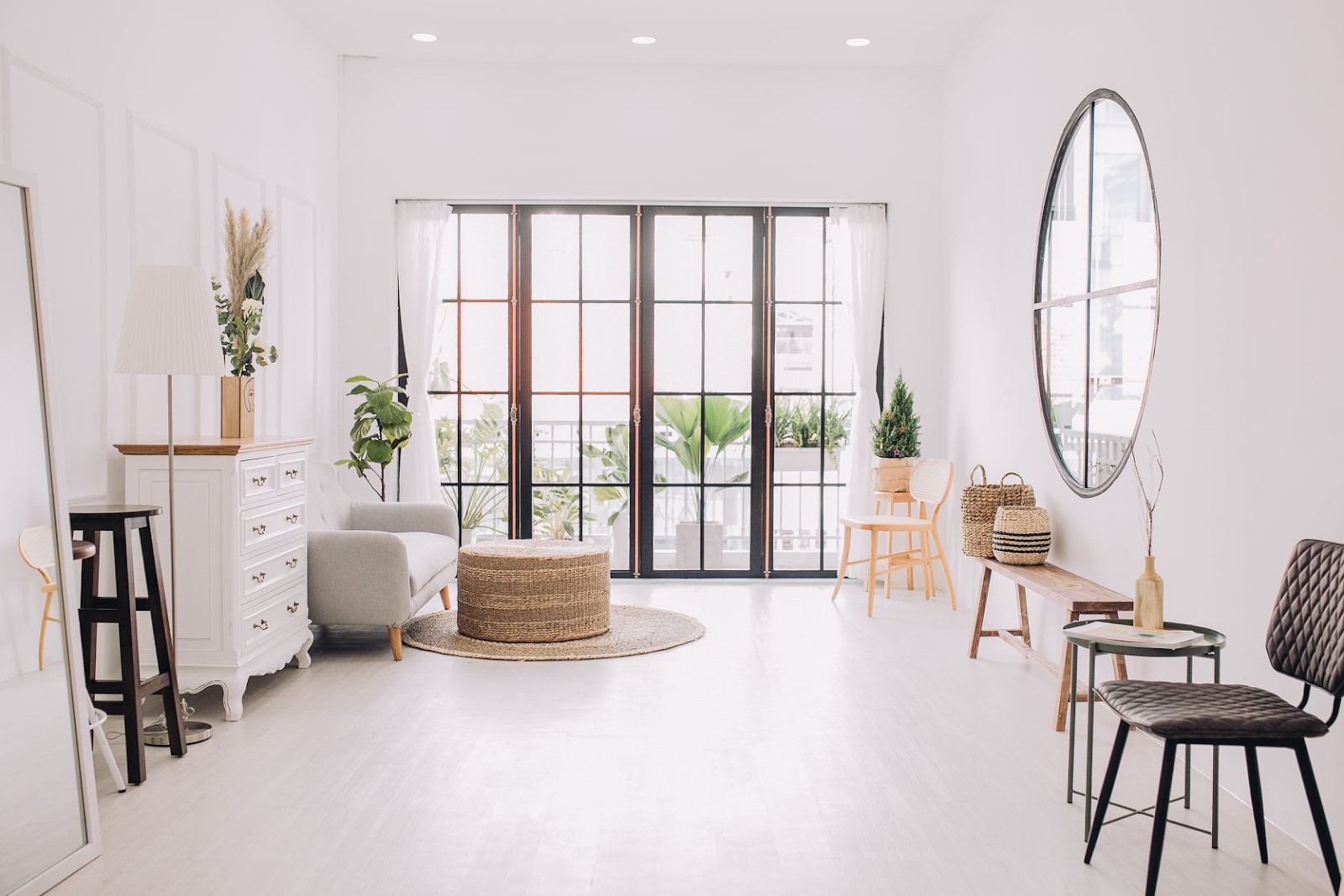 5 Địa Điểm Chụp Lookbook Đẹp Tại TPHCM